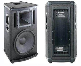 Mackie sa 1521 aktiv 20tis spěcha