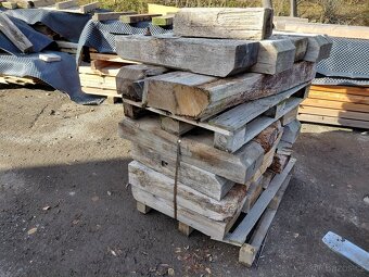 Prodám staré dubové trámy a fošny - 1