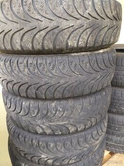 Fabia zimní pneu 165/70.r14 všechny 4ks