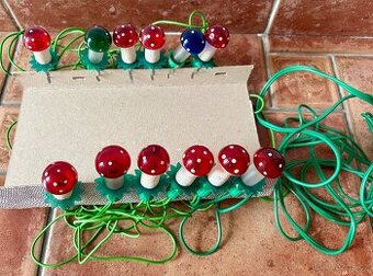 Staré vánoční světýlka - muchomůrky