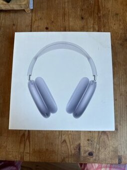 AirPods Max fialový