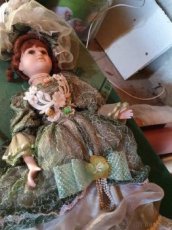 Panenky s porcelánovou hlavou kočárky