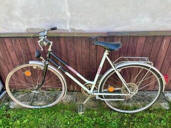 Prodám jízdní kolo, Eska premier