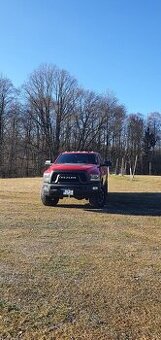 Prodám Dodge Ram Power Wagon 2500, závěsné zařízení na 4,5 t - 1