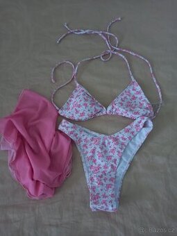 Dívčí plavky