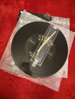 Nástěnné hodiny - vinylová deska