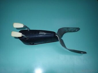 Prodám středový lapač pásů na vw brouk