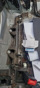 Isofix drzak autosedacky audi a4 b7 8e a6 4f