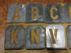 Písmena plechová sada