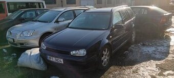VOLKSWAGEN GOLF – r. 2004, nepojízdné