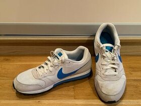Bílé pánské boty Nike MD Runner 2