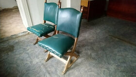 Krásný pár starožitných židlí, k renovaci, masiv
