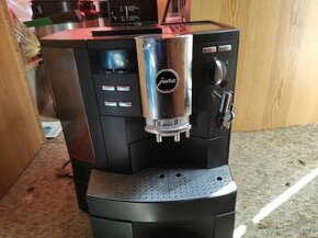 Prodám švýcarský kávovar JURA - 1