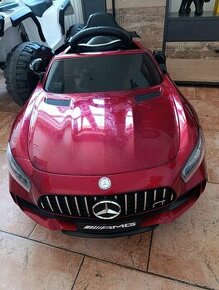 Elektrické auto Mercedes