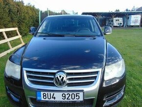 VW Touareg  2.5 TDI r.v. 2009 najeto 103 228 km