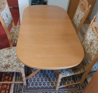 Jídelní stůl rozkládací a 4 židle