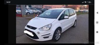 Ford s-max titanium
