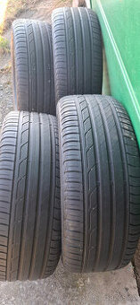 Letní pneu Bridgestone Turanza 215/55 R 17.