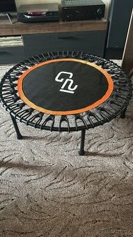 Trampolína
