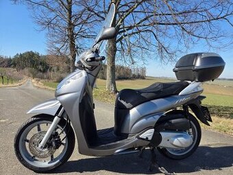 Honda SH 300