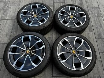 Originál alu kola Porsche Taycan zima Pirelli