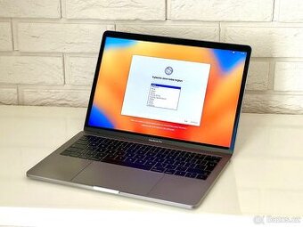Mac hledá nový domov – MacBook Pro 13" (2017)