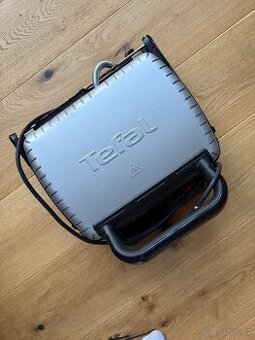 Tefal kontaktní gril - 1