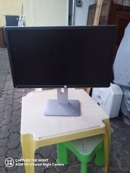 monitor 24" DELL P2414Hb