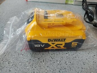DeWALT xr 5Ah 18V