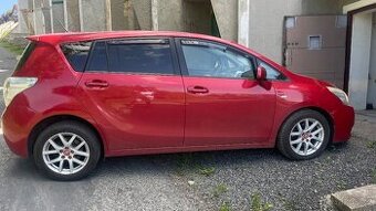 Toyota Verso - 1