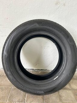 Bridgestone 215/60/16 dot24
