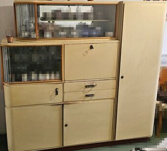 Starý nábytek z 50-60.let minulého století