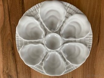 Nové talíře na ústřice