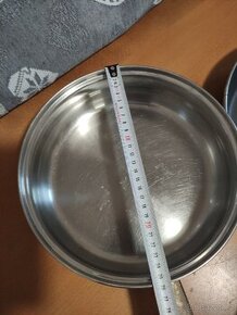 Prodám nerezovou pánev Tescoma