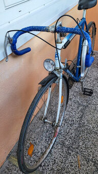 Jízdní kolo Favorit