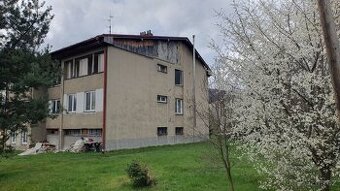 Nabízíme k pronájmu byt 3+1 - Hoštálkovy