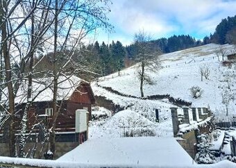 POUZE U NÁS Stavební pozemek s výhledem-SKI Čertov