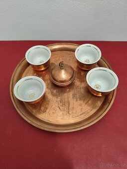 Měděný čajový servis