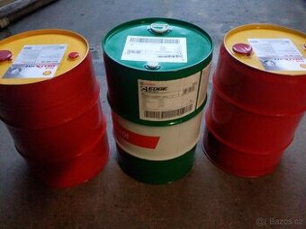 castrol edge 5w-30 LL - motorový olej