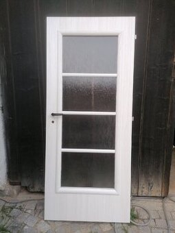 Dveře se zárubněmi