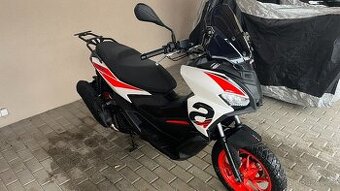 APRILIA SR GT200 SPORT