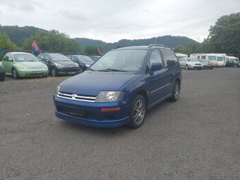 Mitsubishi Space Runner