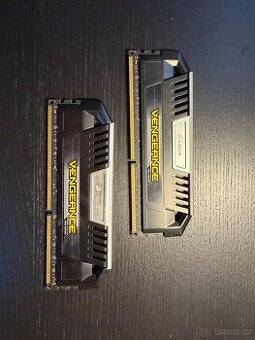 2×16GB DDR3 Corsair Vengeance Pro 2133MHz – 32GB kit