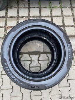 245/50/19 zimní runflat