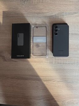 Samsung S24FE 8/128gb