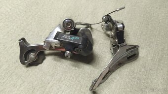 Přehazovačka a přesmykač Shimano