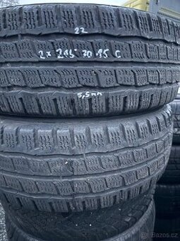 2x zimní zátěžové pneu r15 215/70/15C