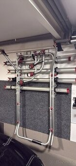 VW T5 - Fiamma Carry-Bike, nosič na 4 kola na zadní dveře.