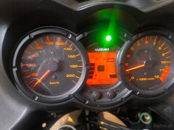 Suzuki v-strom 650