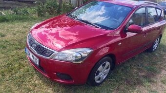 Kia ceed 1.4 66kw , rv 2010